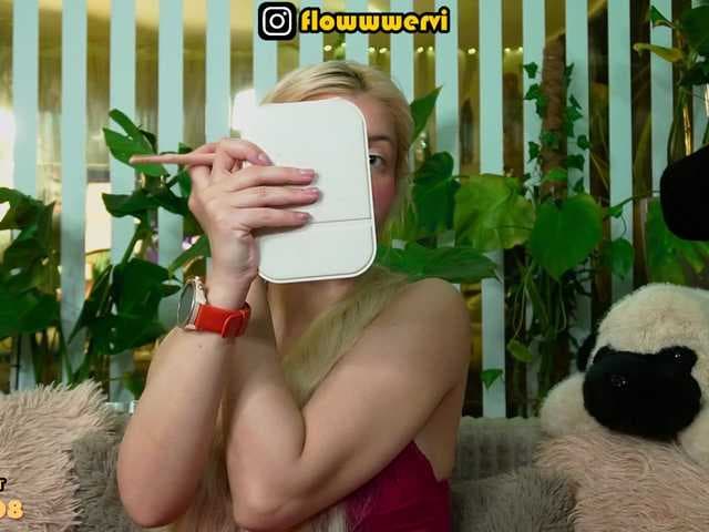 MiaLiaHot live cam on bongacams