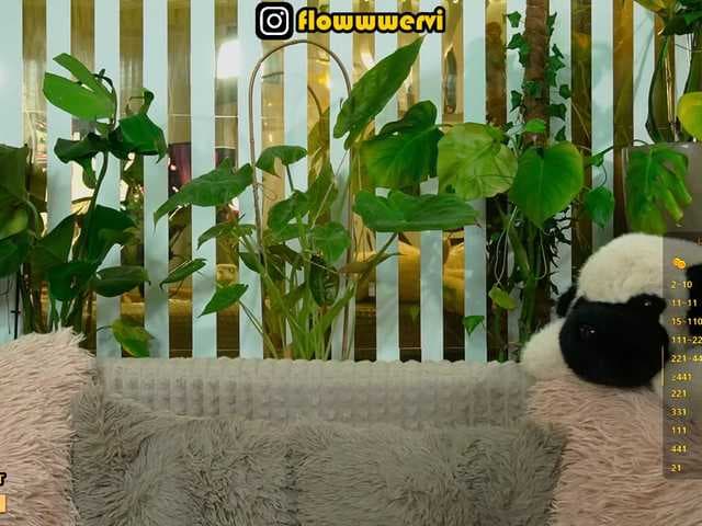 MiaLiaHot live cam on bongacams