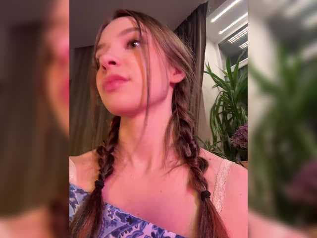 CutieDollBC live cam on bongacams