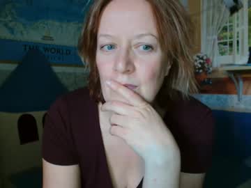 12ennie on chaturbate