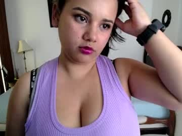 _miaaleon live cam on chaturbate