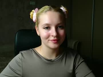 _mila_la_ on chaturbate