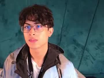 aaron_eze live cam on chaturbate