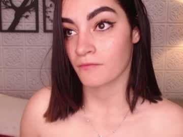 adri_velvet live cam on chaturbate