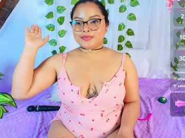 alanaa_gomezz live cam on chaturbate