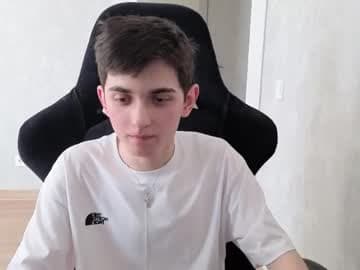 alexander_18_xxl live cam on chaturbate