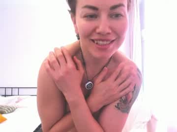 alexisweets live cam on chaturbate