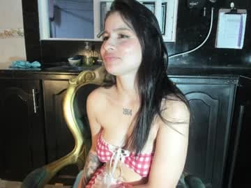 annedixie live cam on chaturbate