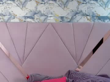 antonella_moon7 live cam on chaturbate