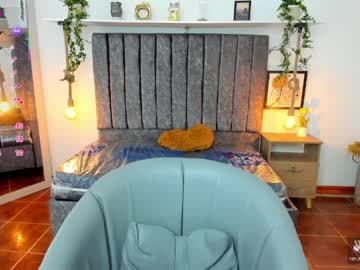 aprhil1 on chaturbate