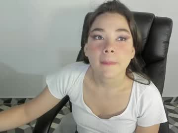 aprildubois_ on chaturbate