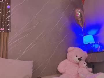 ariana_jhonson11 on chaturbate