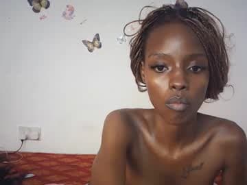 averrine on chaturbate