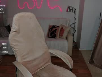 blonde_vibe on chaturbate