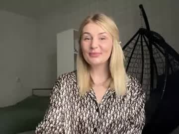 blondie_xoxoxo on chaturbate