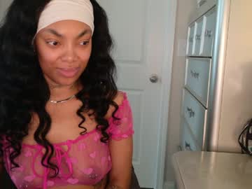 butterflybootyy on chaturbate