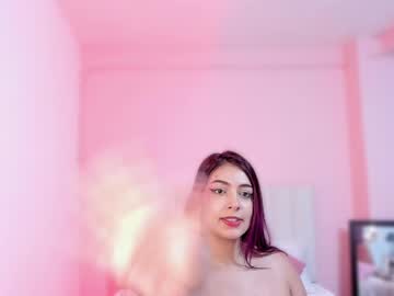 caroo_gomeez on chaturbate