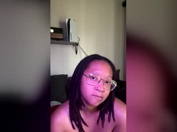 High Queen Clio on chaturbate