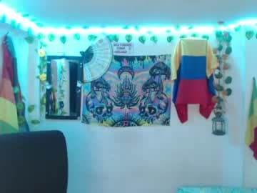 dakkohott live cam on chaturbate