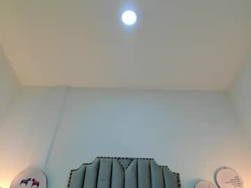 debora_scoot on chaturbate