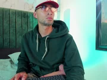 drakeneumann live cam on chaturbate