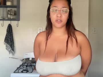 dreamyriri on chaturbate