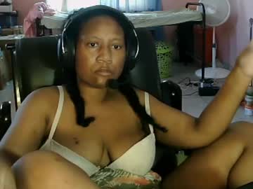 eirondra_valeen on chaturbate