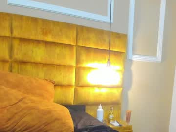 emhavega on chaturbate