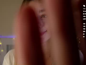 emiliaheather on chaturbate