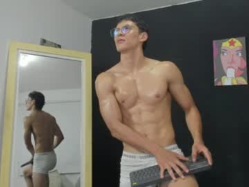 energio_19 live cam on chaturbate