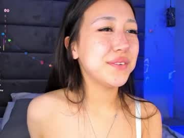 eva__lekk live cam on chaturbate