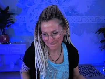 fridatander live cam on chaturbate