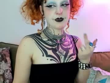 friskyflowers live cam on chaturbate