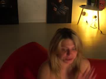 idontlikeguccibelts live cam on chaturbate