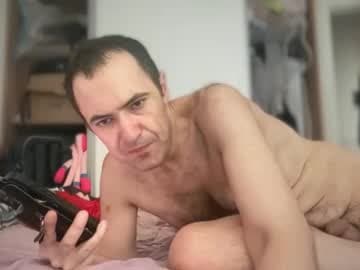 iskrenv live cam on chaturbate