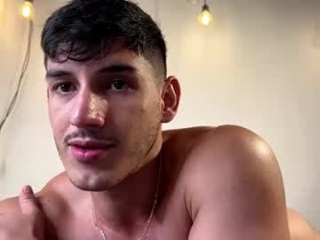 jonathancast08 live cam on chaturbate
