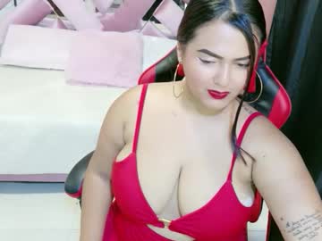 julieeta_castillo on chaturbate