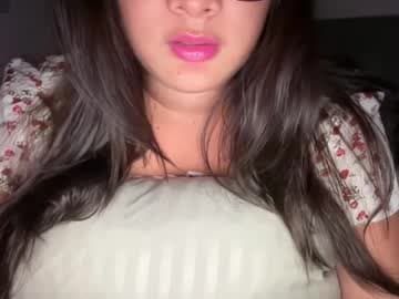 ladybird21 live cam on chaturbate