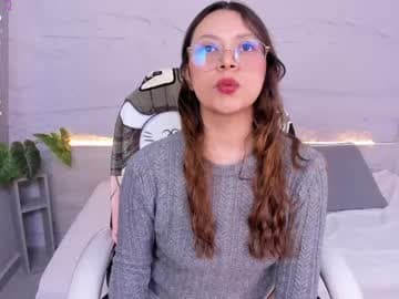lanna_18_ live cam on chaturbate