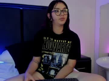 lilithbluum on chaturbate