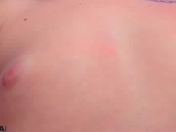 mia_ferd live cam on chaturbate