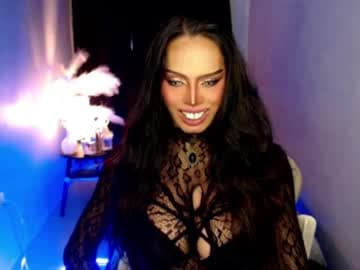 mikeyalawi03 live cam on chaturbate