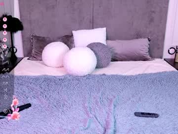 mmm__yes on chaturbate