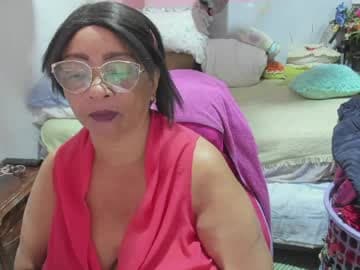 mrs_mommy live cam on chaturbate