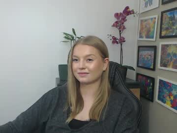 mysteryericax on chaturbate