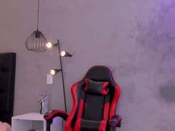 naomi__blair live cam on chaturbate