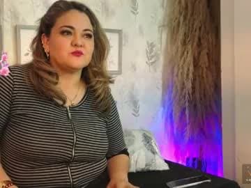 natashablade__ live cam on chaturbate
