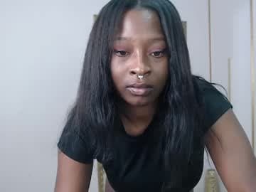 nayariskaya live cam on chaturbate