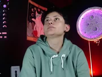 nikky_tomboy444 live cam on chaturbate