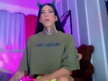 oliviahot01 live cam on chaturbate